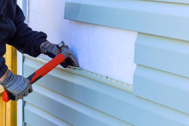 Affordable siding repair and maintenance services in Loomis, CA